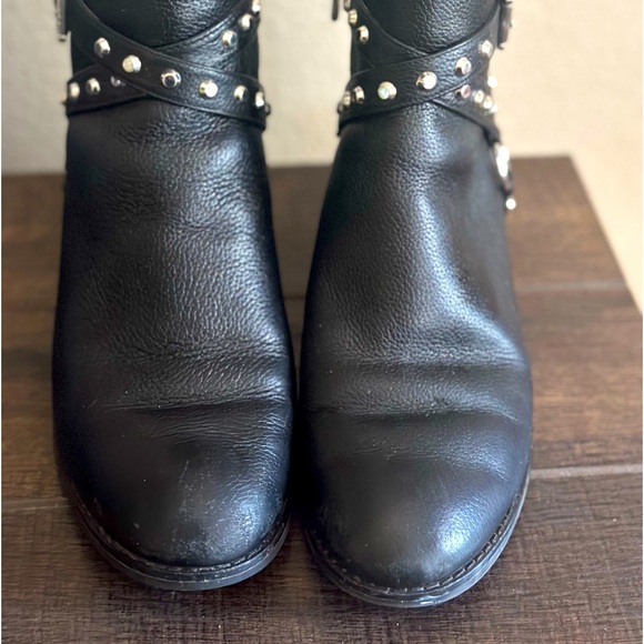 Ankle boots - Picture 2 of 5